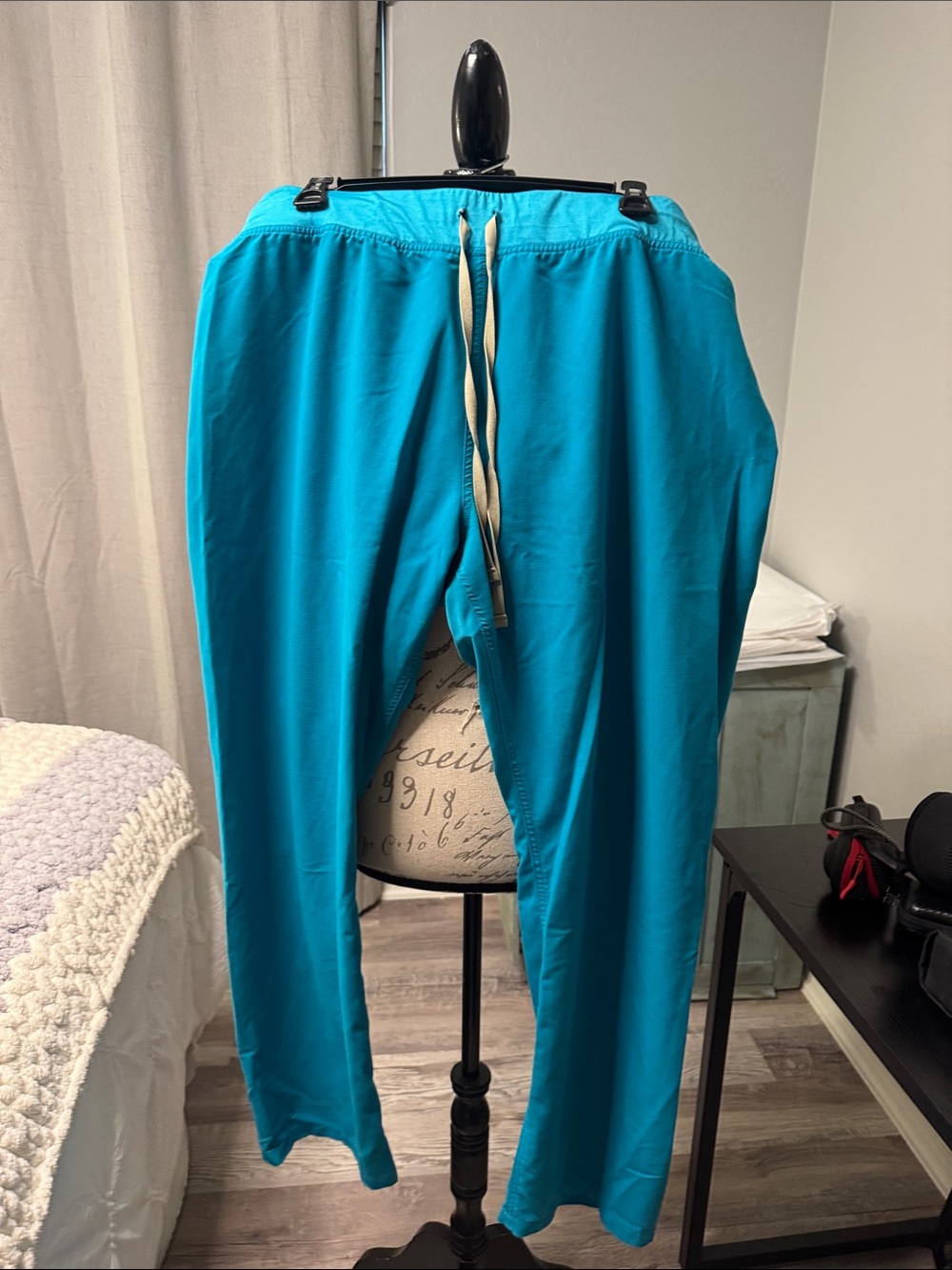Figs scrub bottoms teal